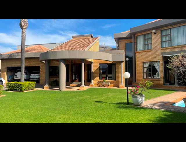 4 BEDROOM HOUSE FOR SALE IN ELDOGLEN